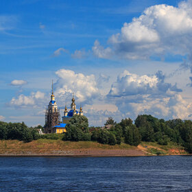 Берег реки Волга