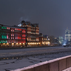 Вечерняя зимняя Москва